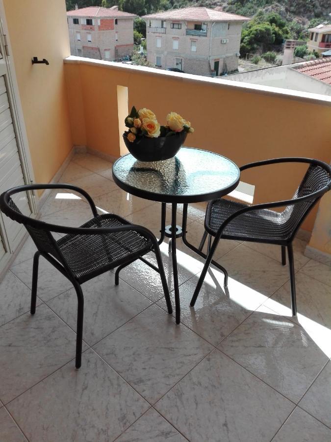 Appartamento Sa Molina บอซา ภายนอก รูปภาพ